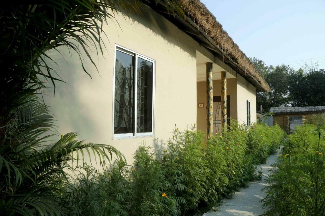 Solitary Nook Gosaba Exterior photo